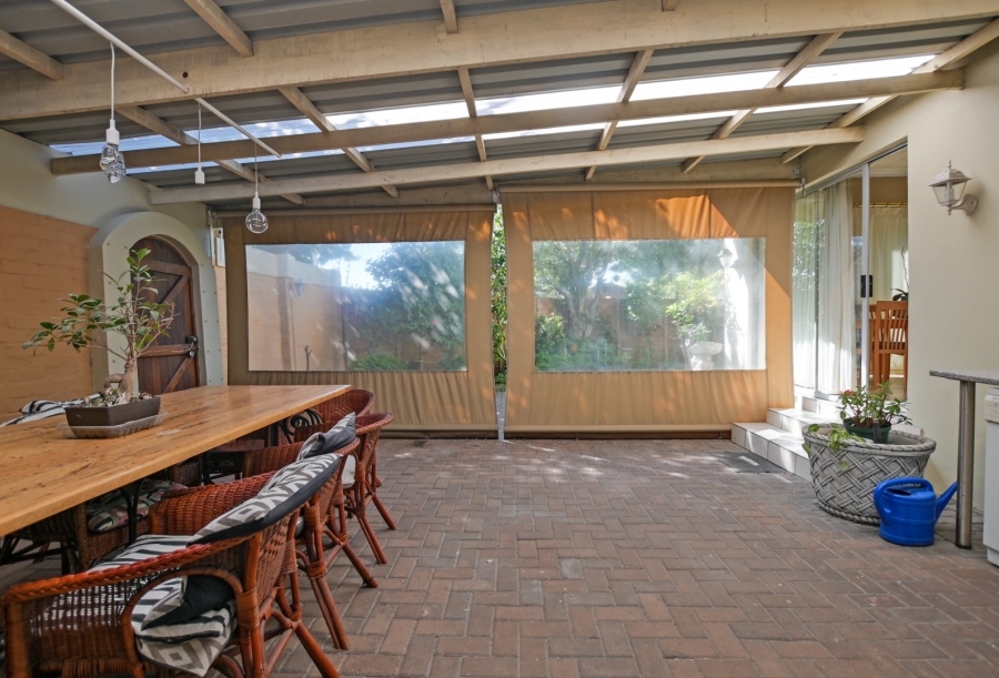 3 Bedroom Property for Sale in Table View Western Cape